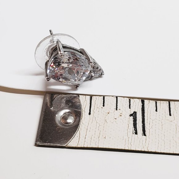 Beautiful Cubic Zirconia 925 Silver Stud Statement Earrings - Picture 7 of 7